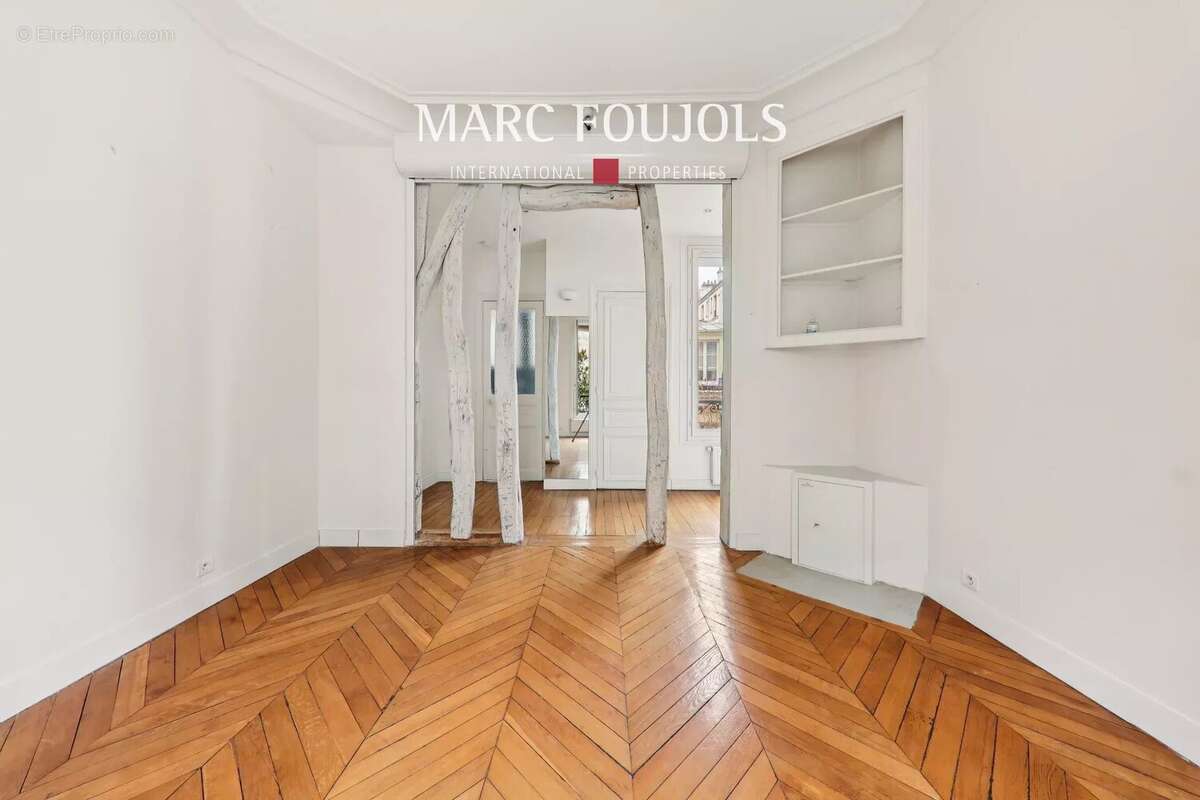 Appartement à PARIS-6E