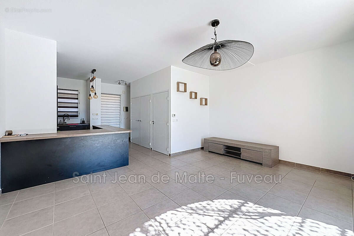 Maison à BEAURECUEIL