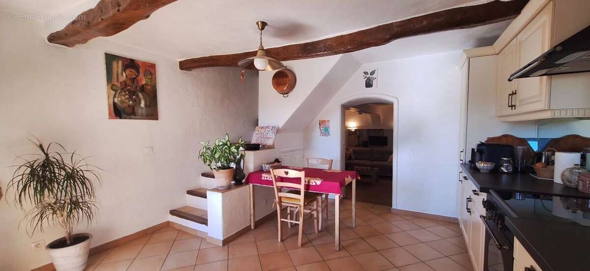 Maison à ROQUEFORT-LES-PINS