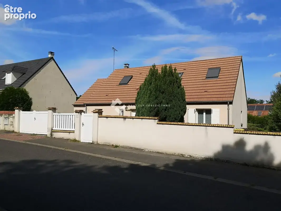 Maison 128 m² à Crepy-En-Valois  - photo 3