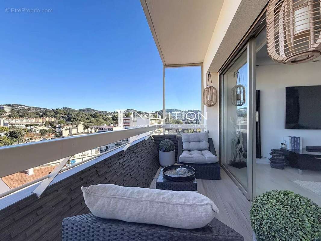 Appartement à LE CANNET