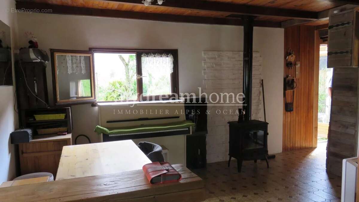 Maison à SAINT-NICOLAS-LA-CHAPELLE