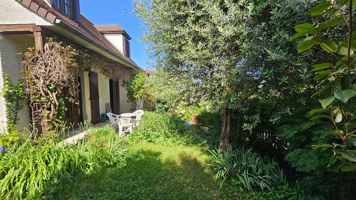 Maison à VITRY-SUR-SEINE