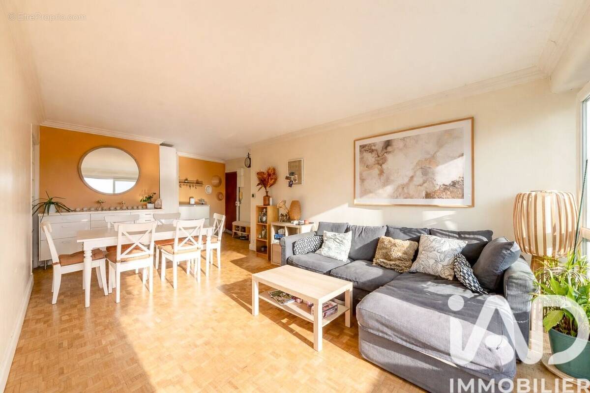 Photo 1 - Appartement à SAINT-MAUR-DES-FOSSES