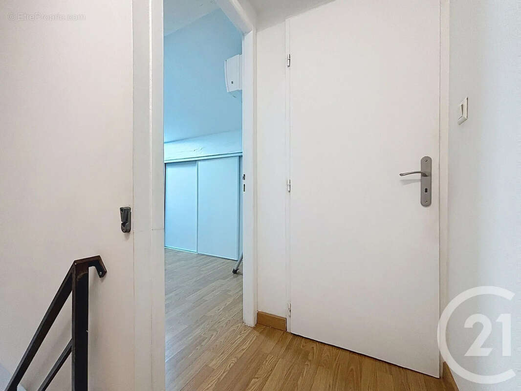 Appartement 68 m² à Sete  - photo 12