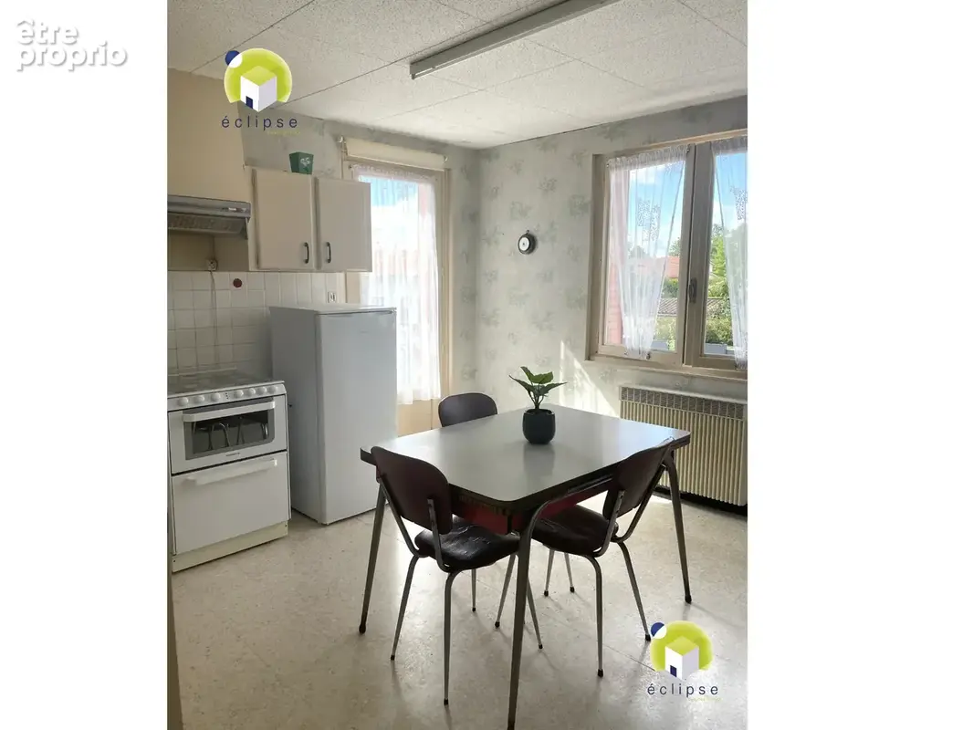 POLLIAT - A vendre Maison indiv. 90 m2 à rénover + garage + terrain - photo 7