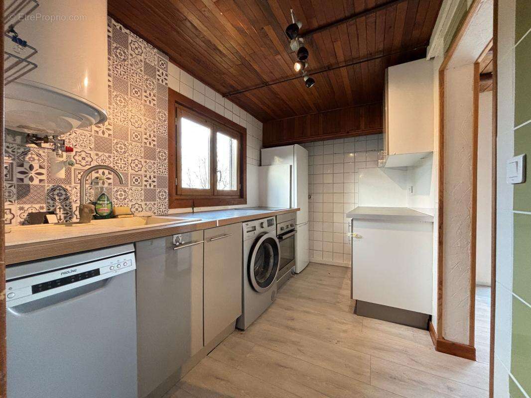 Maison à SAINT-JEAN-D&#039;AVELANNE