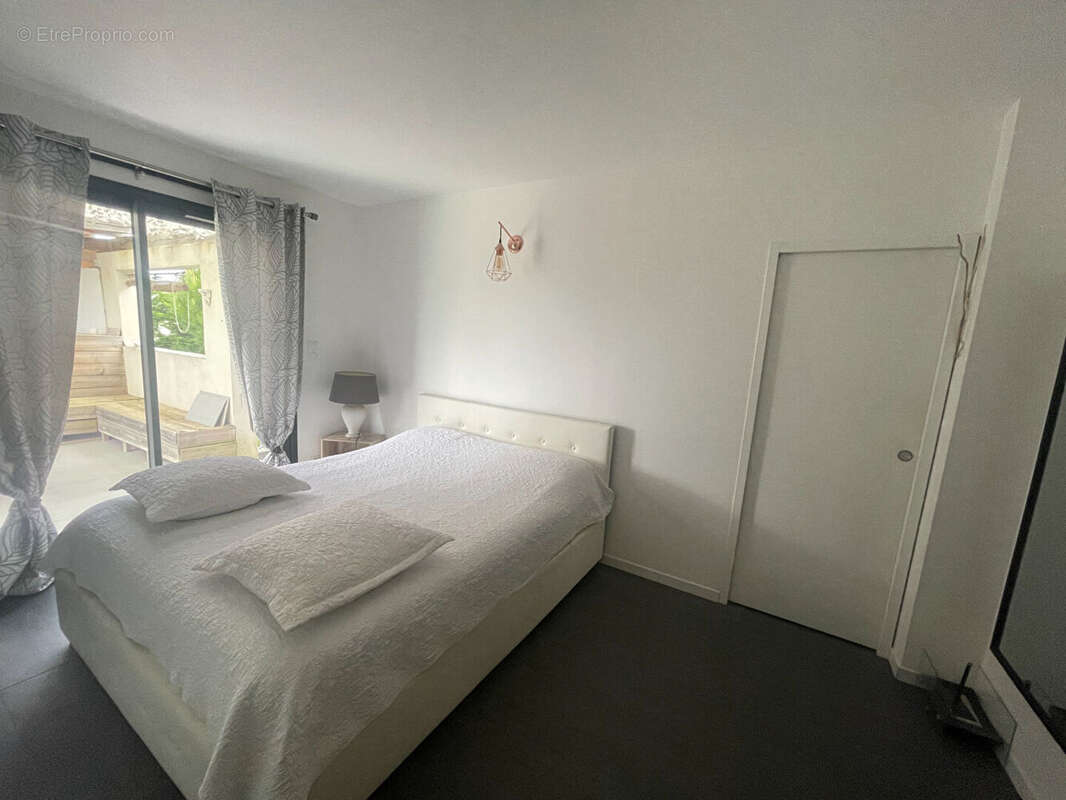 Maison à REVENTIN-VAUGRIS