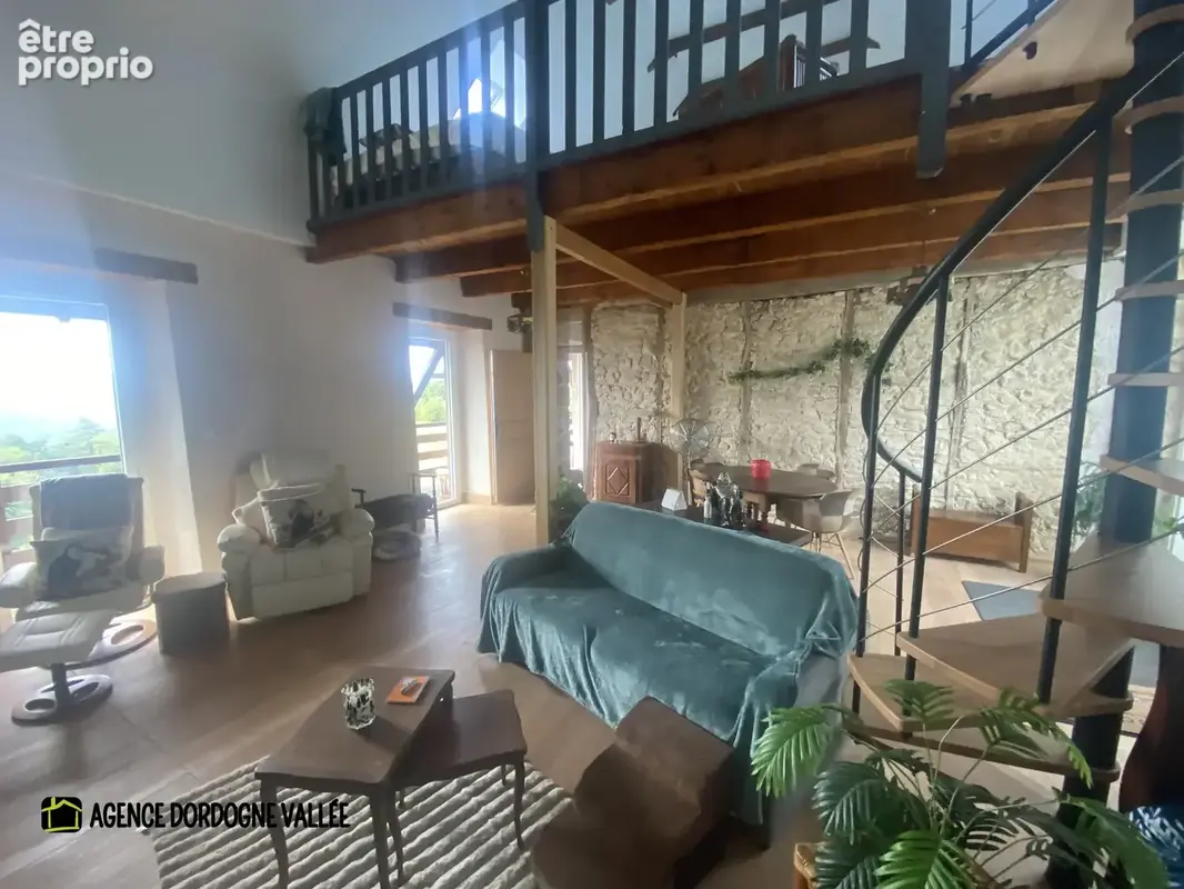 Maison corrézienne avec vue sur la vallée - photo 3