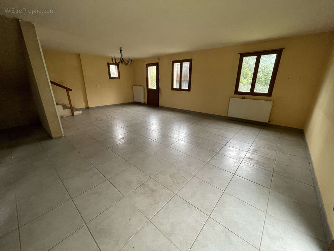 A visiter, maison atypique avec grand terrain de 3 946 m2 à la campagne - photo 4