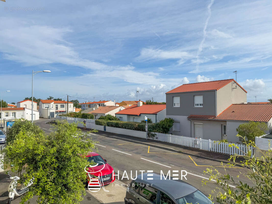 PARACOU - La Chaume : vue dégagée et vie à pied - photo 5