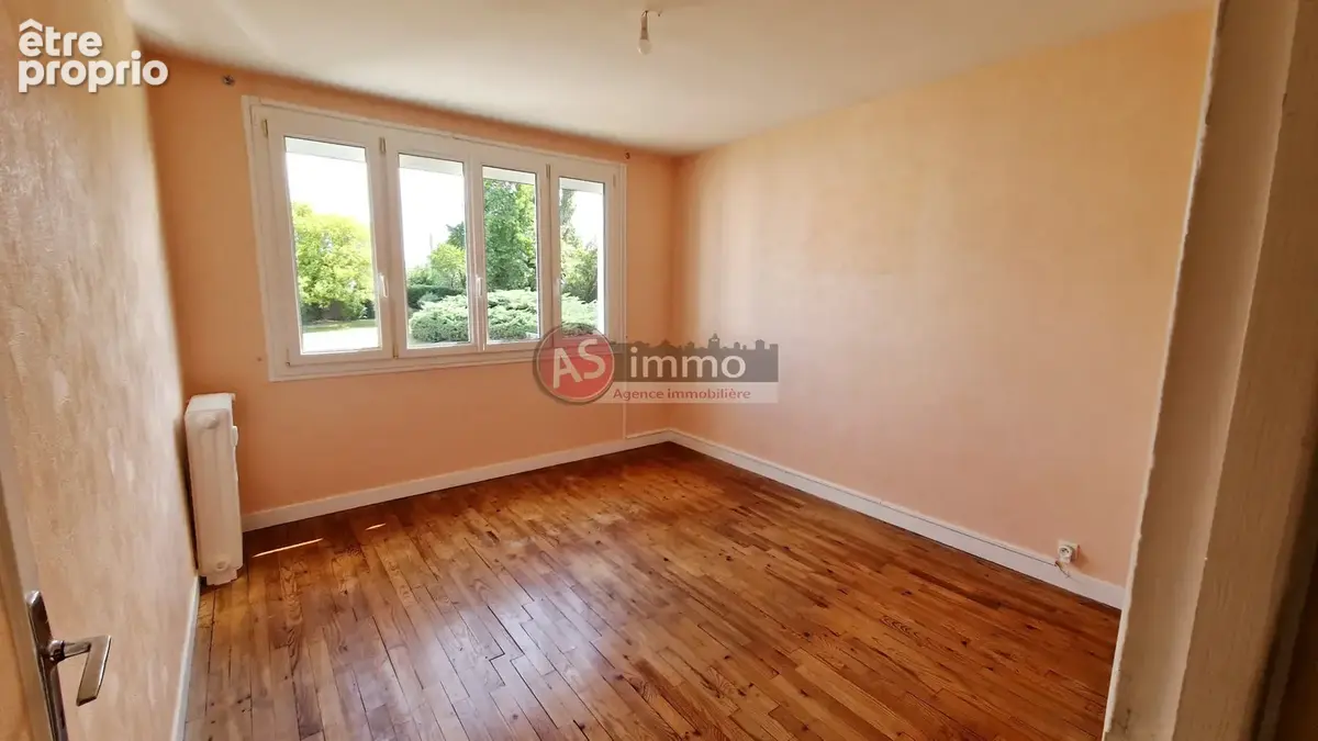 Appartement au 1er étage - balcon et garage - photo 8