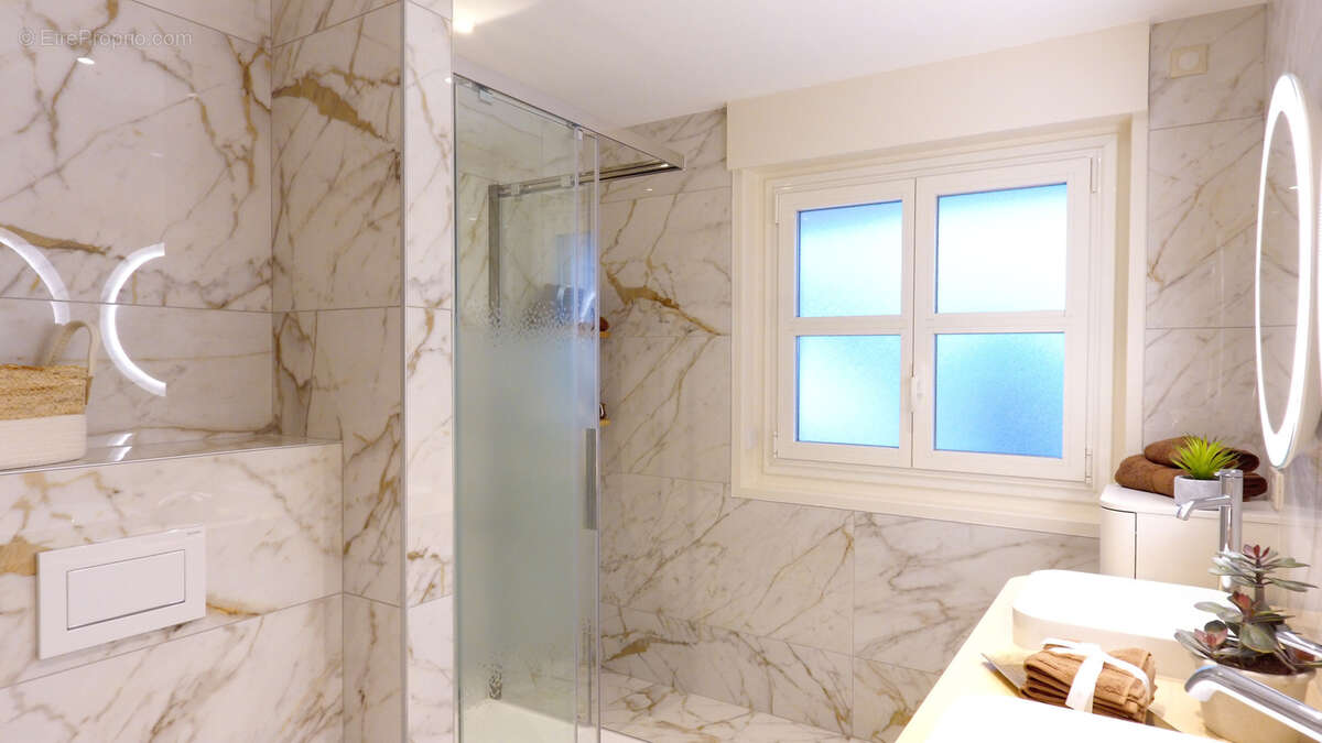 Appartement à DIVONNE-LES-BAINS