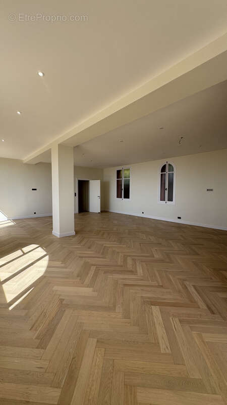 Appartement à BEAULIEU-SUR-MER