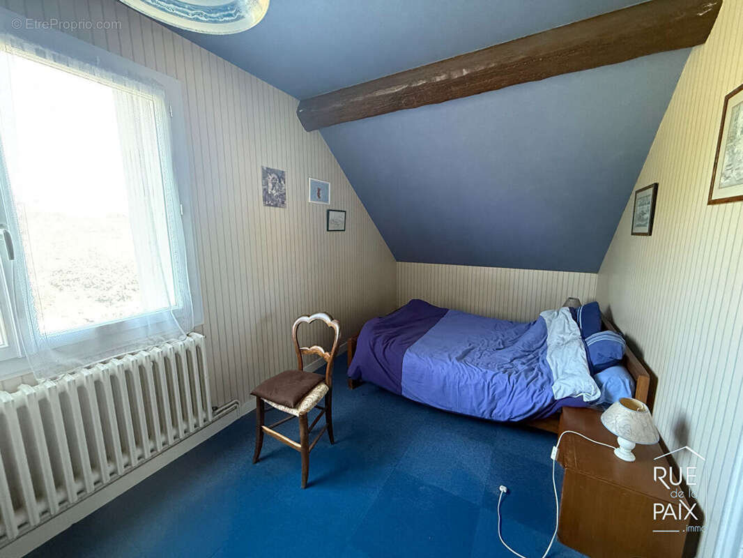 Maison à DANGE-SAINT-ROMAIN