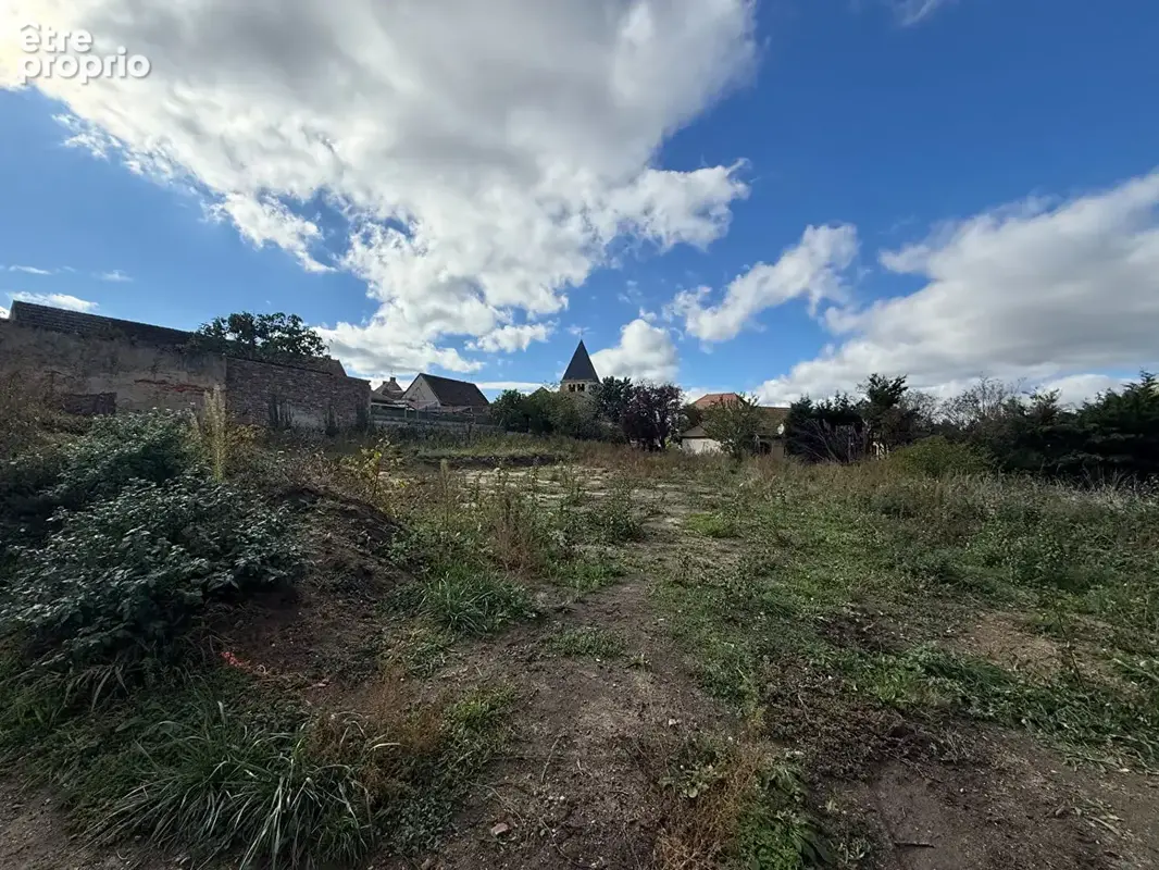 Terrain constructible Désertines 918 m2 - photo 3