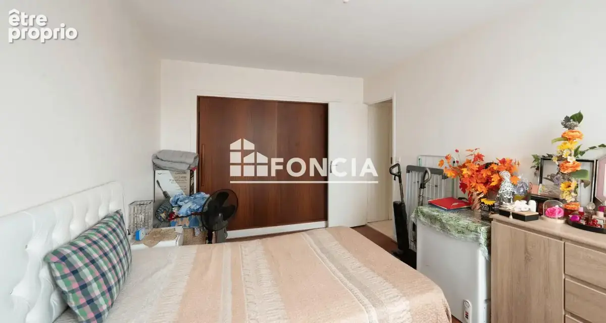 Valence centre-ville – t2 54 m² – balcon, ascenseur et cave - photo 5