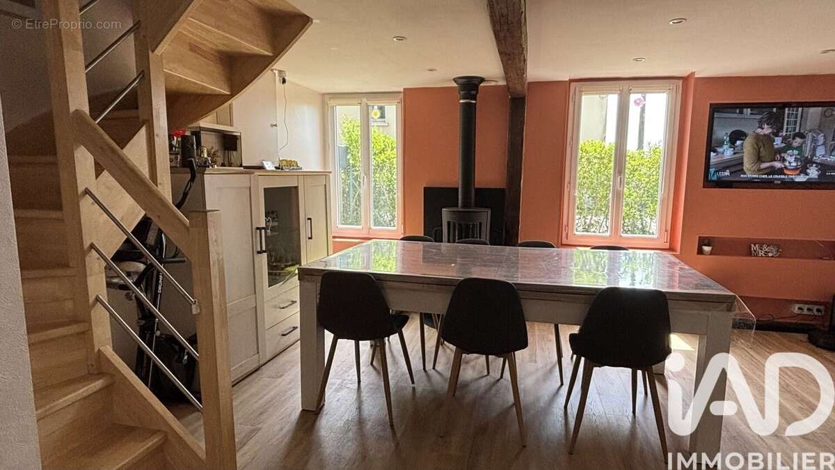 Maison 71 m² à Saint-Pierre-De-Varengeville  - photo 2