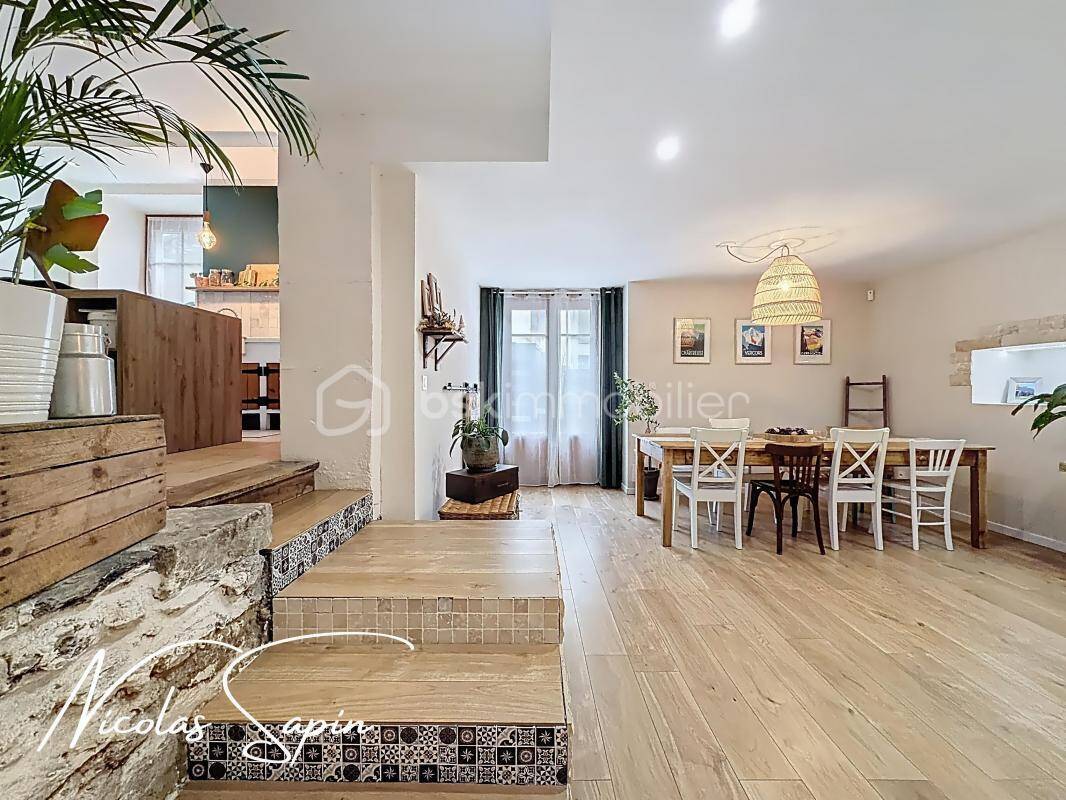 Maison à NOTRE-DAME-DE-MESAGE