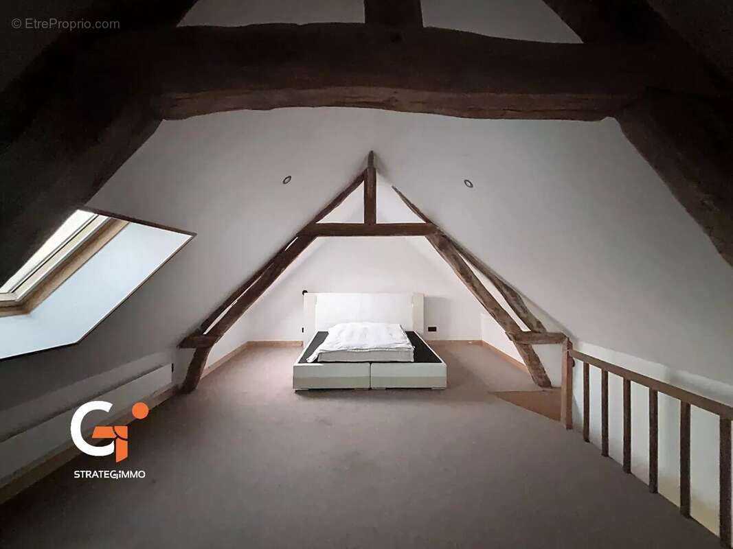 Maison à ALLOUVILLE-BELLEFOSSE