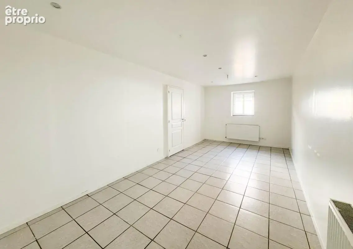 Maison mitoyenne en triplex de 170 m² avec jardin et garage au coeur de Lingolsheim - photo 5