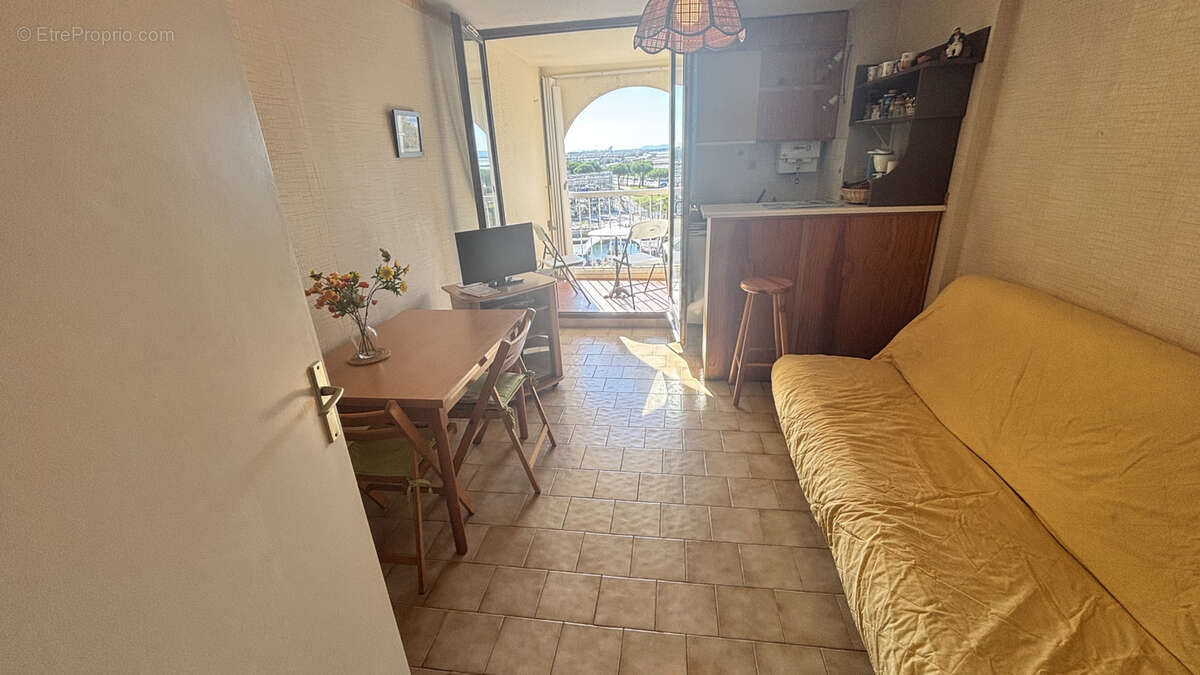 Appartement à CANDILLARGUES