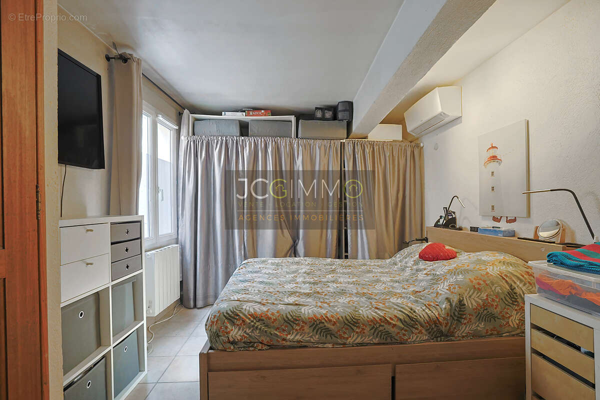 Appartement à CUERS