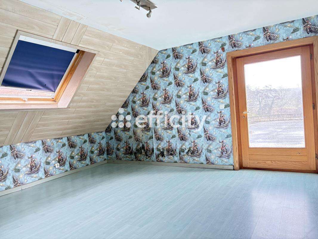 Maison 200 m² à Steinseltz  - photo 7