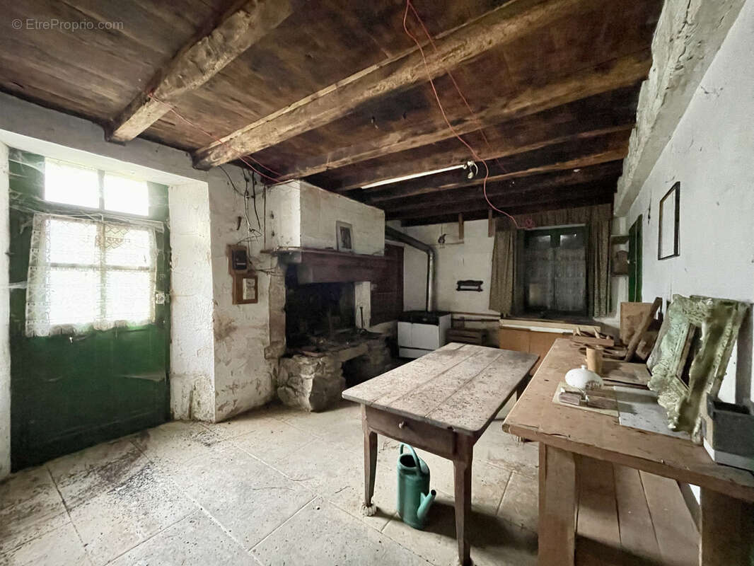 Maison à SAINT-CHRISTOPHE