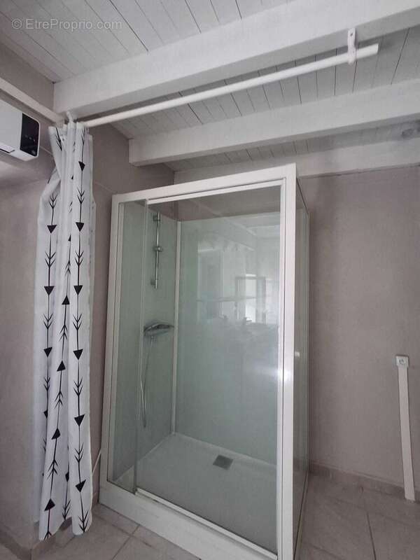 Maison à CHASSENEUIL-SUR-BONNIEURE