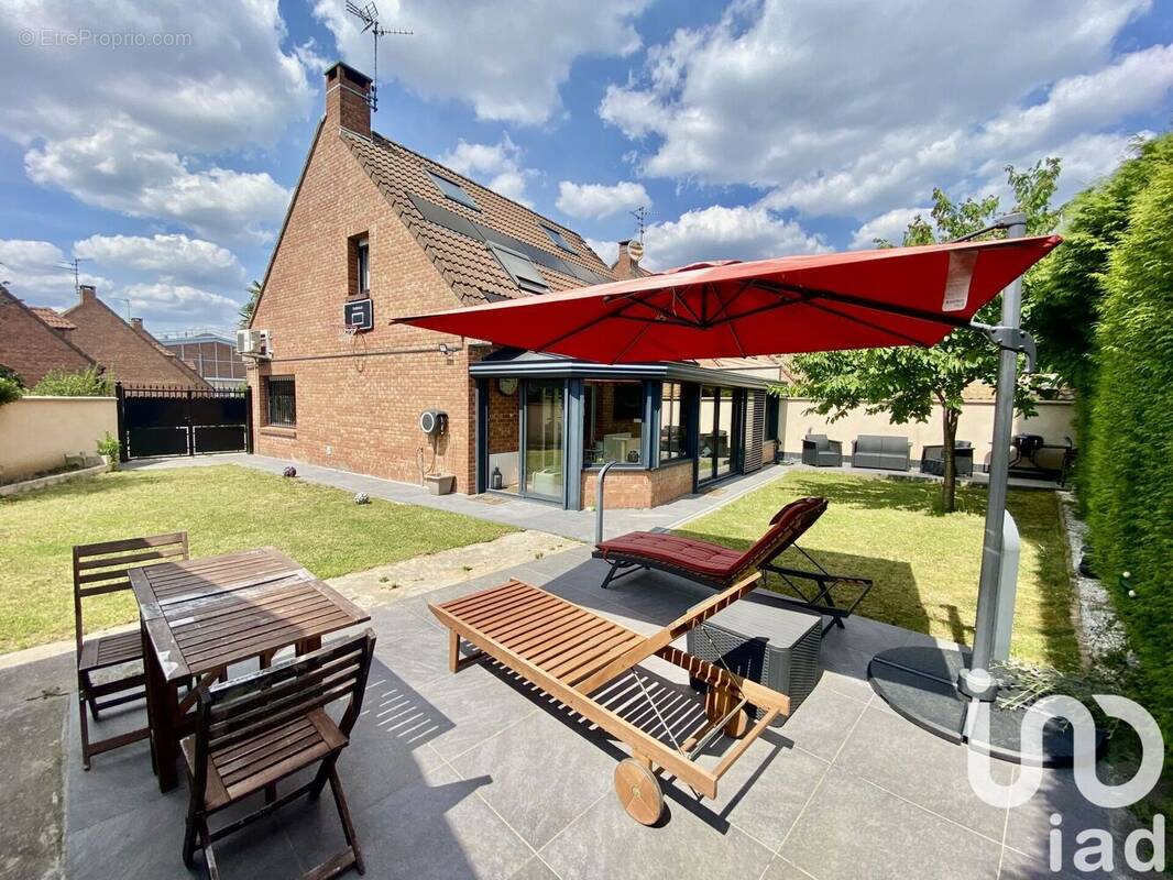 Photo 1 - Maison à RONCHIN