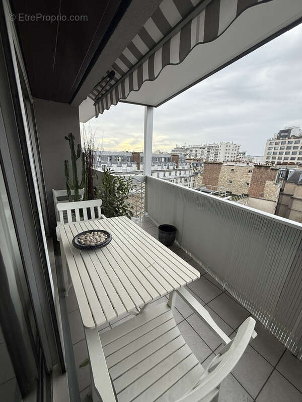 Appartement à PARIS-15E