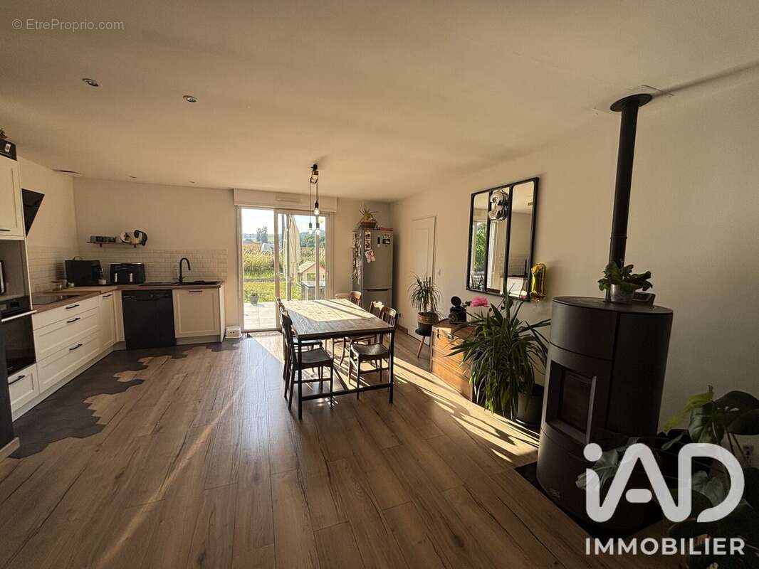 Maison 99 m² à Vinay  - photo 7