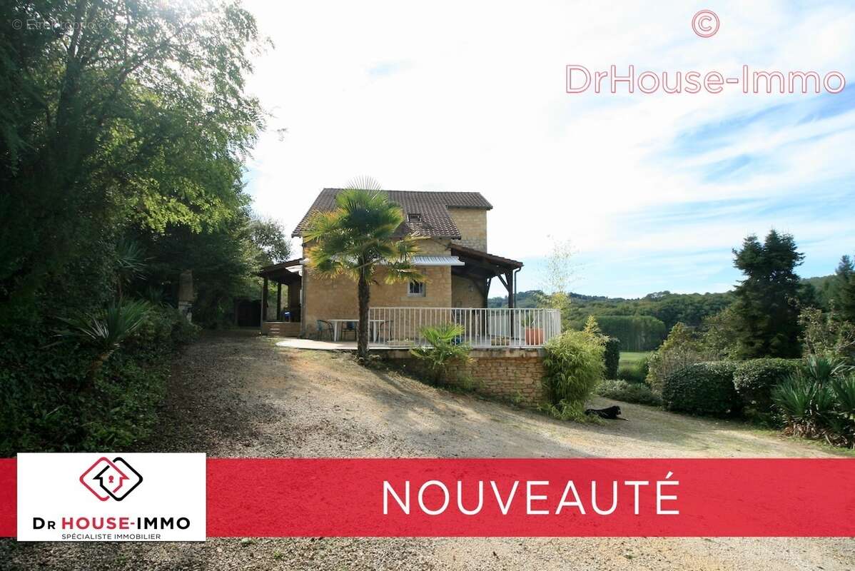 Maison à SAINT-LEON-SUR-VEZERE