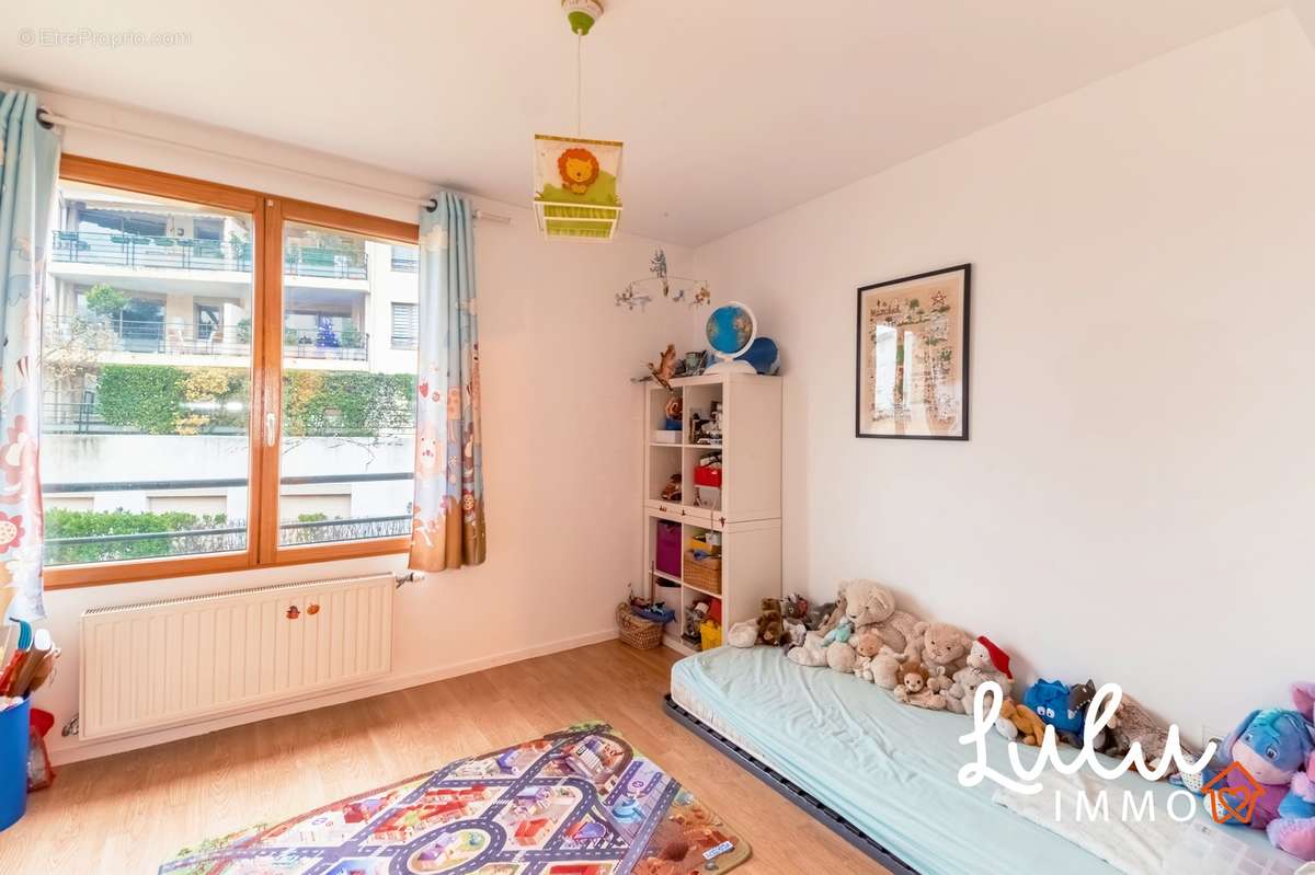 TASSIN-Maison de ville - T5 de 129 m² avec jardin - Hyper-centre - photo 13