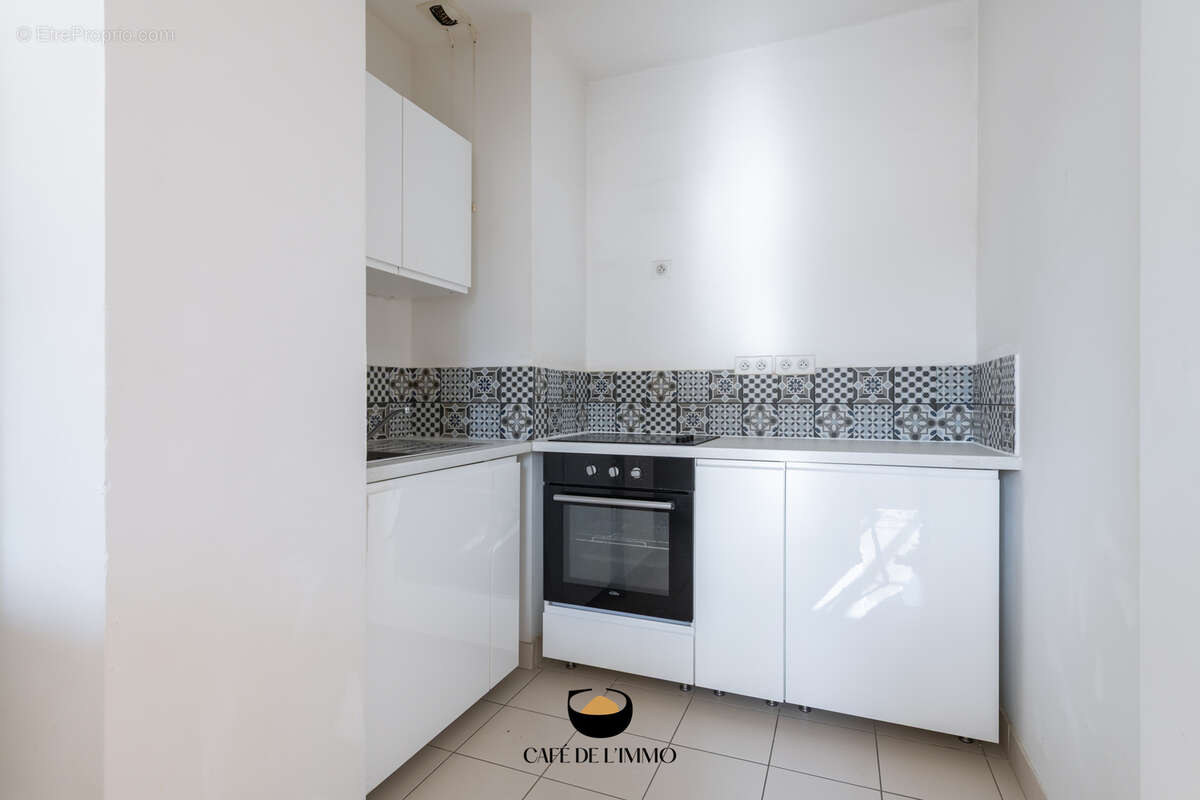 Appartement à MARSEILLE-2E