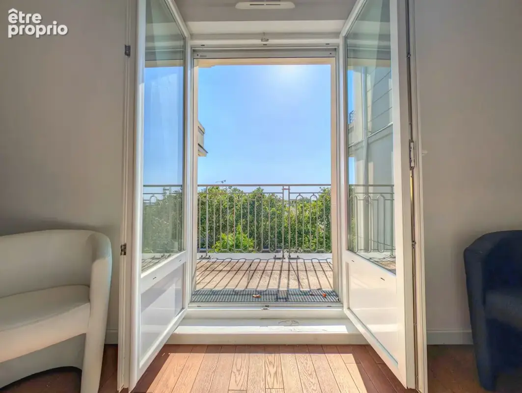 Appartement La Garenne Colombes 4 pièce(s) 83.87 m2 - photo 2