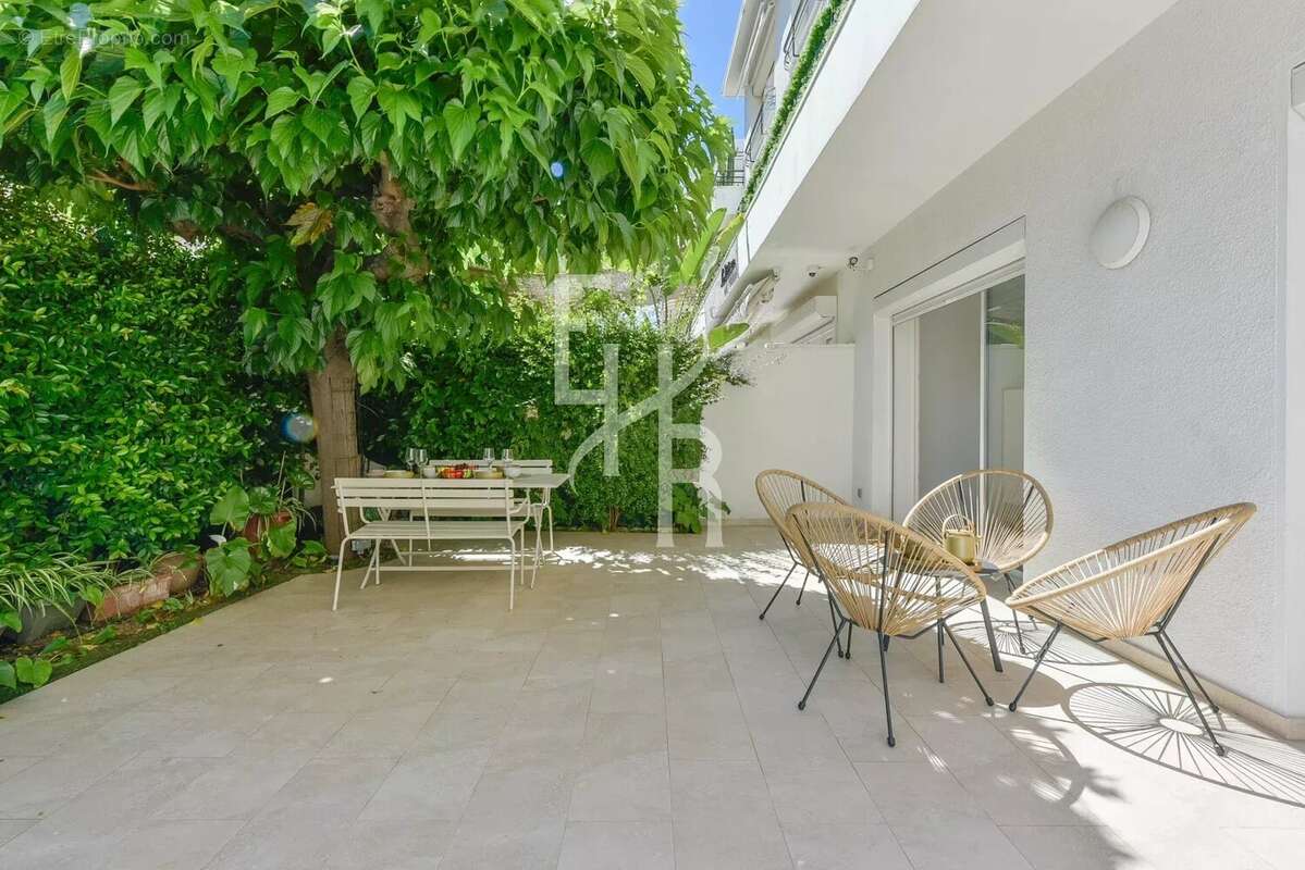 Appartement à CANNES