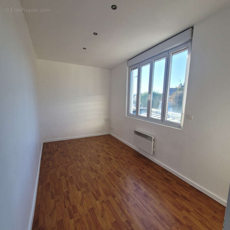 Appartement à LA CELLE-SAINT-CLOUD