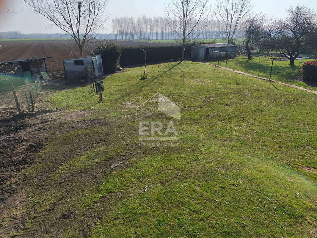 Maison à COUCY-LE-CHATEAU-AUFFRIQUE