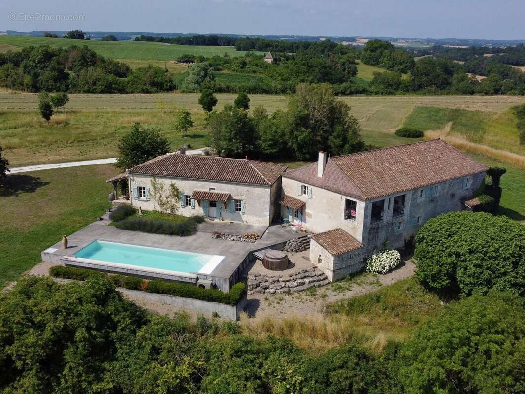 Maison à EYMET