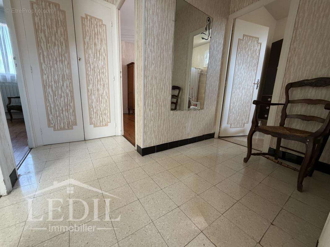 Emplacement calme pour cette maison de ville - photo 10