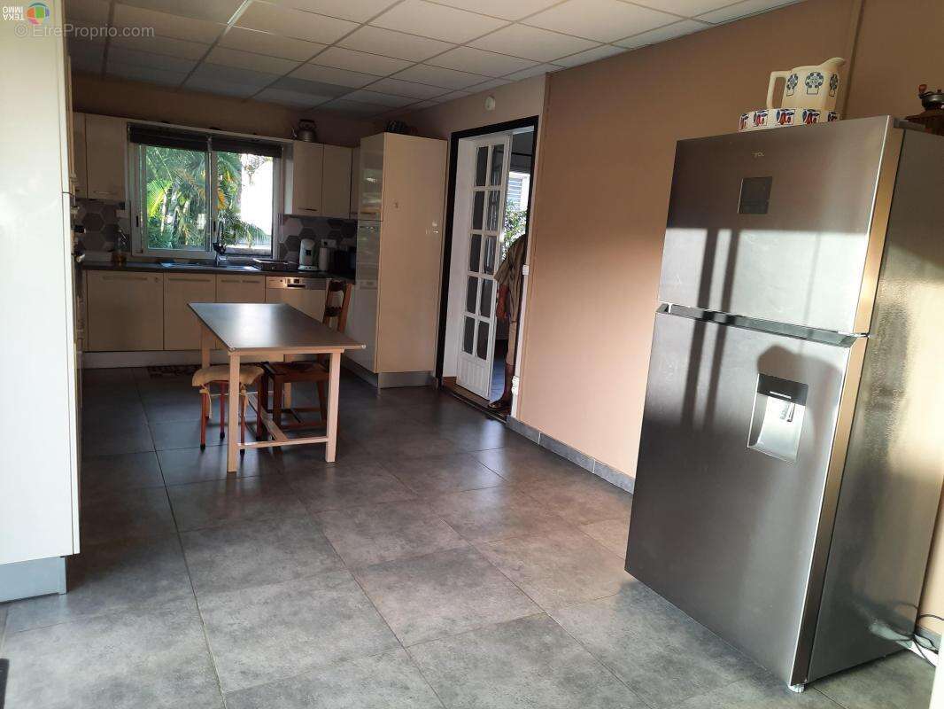 Maison à SAINTE-SUZANNE