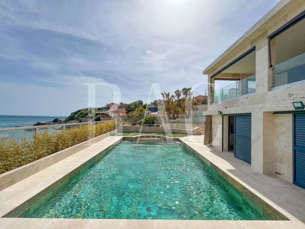 Villa pieds dans l'eau - photo 13
