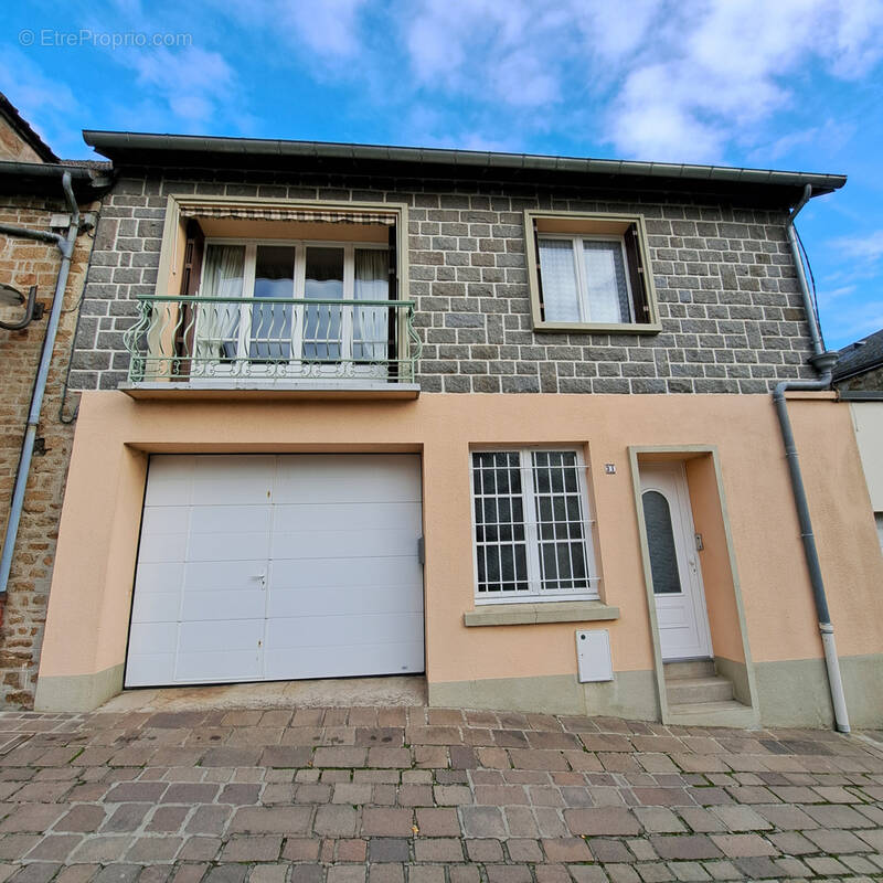 Maison à LA FERTE-MACE