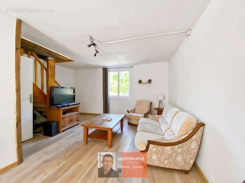 Maison 2 chambres, dépendances et multiples possibilités d'aménagement - photo 4