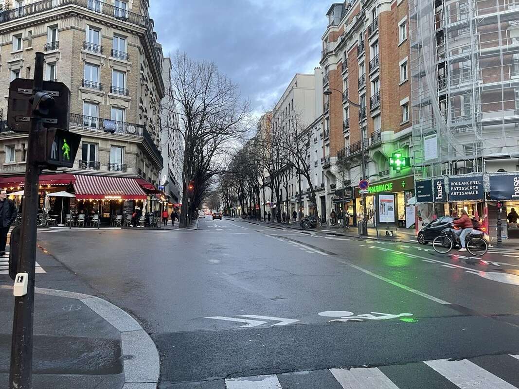 Autre à PARIS-20E