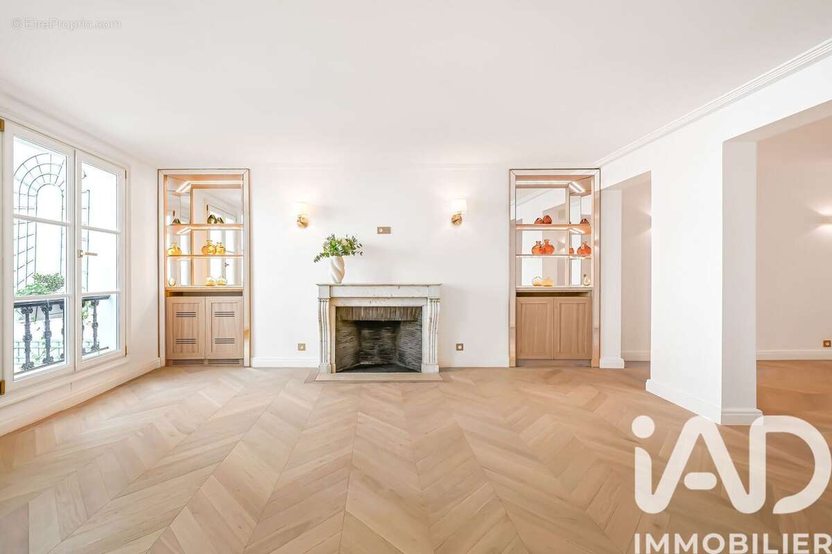 Photo 2 - Appartement à PARIS-7E