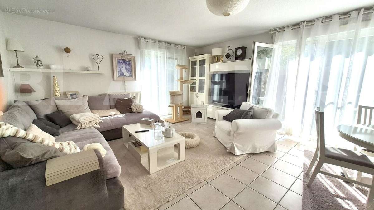 SALON - Maison à TOULOUSE