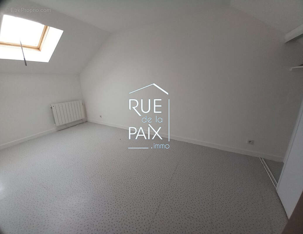 Maison à LOUIN
